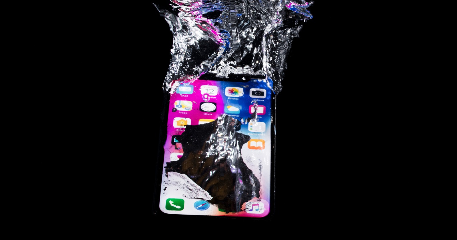 How to Get Water Out of Your Phone Speaker (7 Proven Tricks)